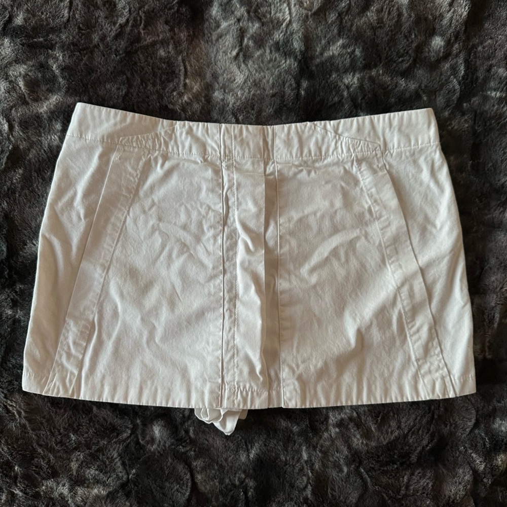 Urban Outfitters White Skort (Size S)